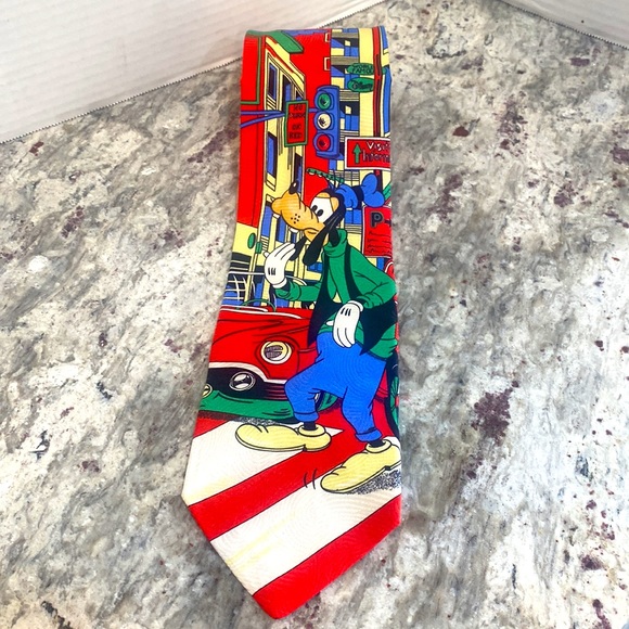 Disney Men’s Goofy Tie By Atlas Design 100% Silk - Picture 5 of 9